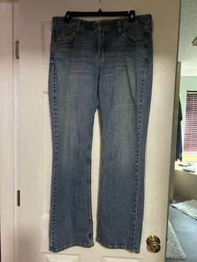 Levi's Women's Light Blue Flare Jeans